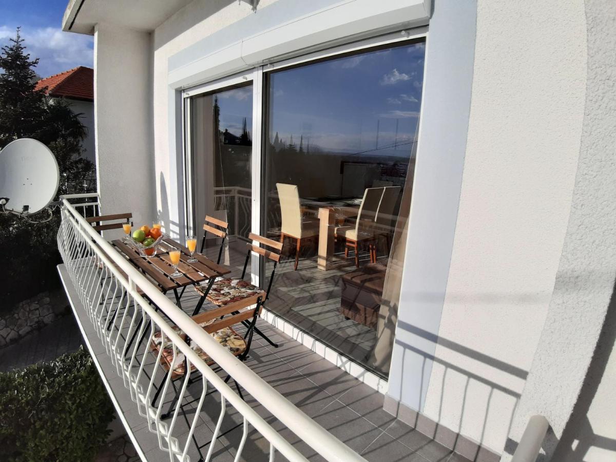 Apartment Elena Dramalj Kültér fotó